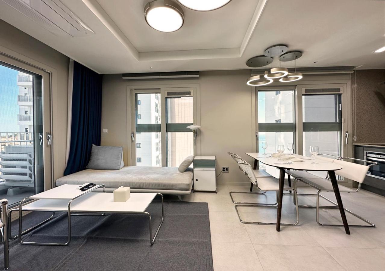Y Collection By Uh Flat Osiria Aparthotel Busan Luaran gambar